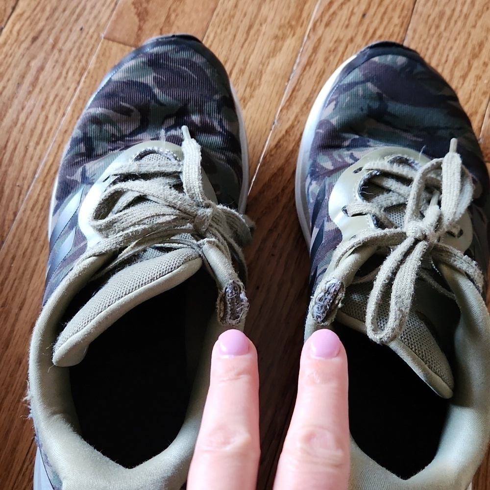 Adidas Youth boy camo sneakers - Picture 5 of 5